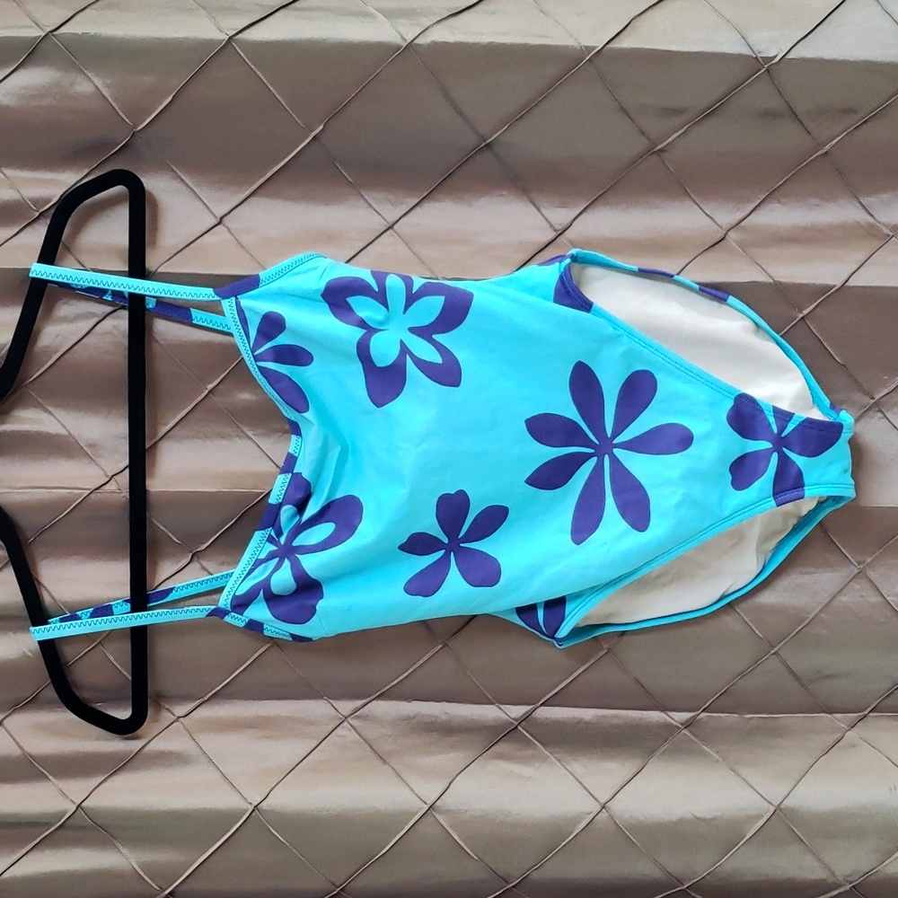 VGUC- La Blanca Classic Hibiscus Maillot